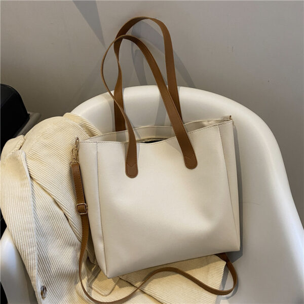 Single Shoulder Crossbody Bag For College Students Attending Classes